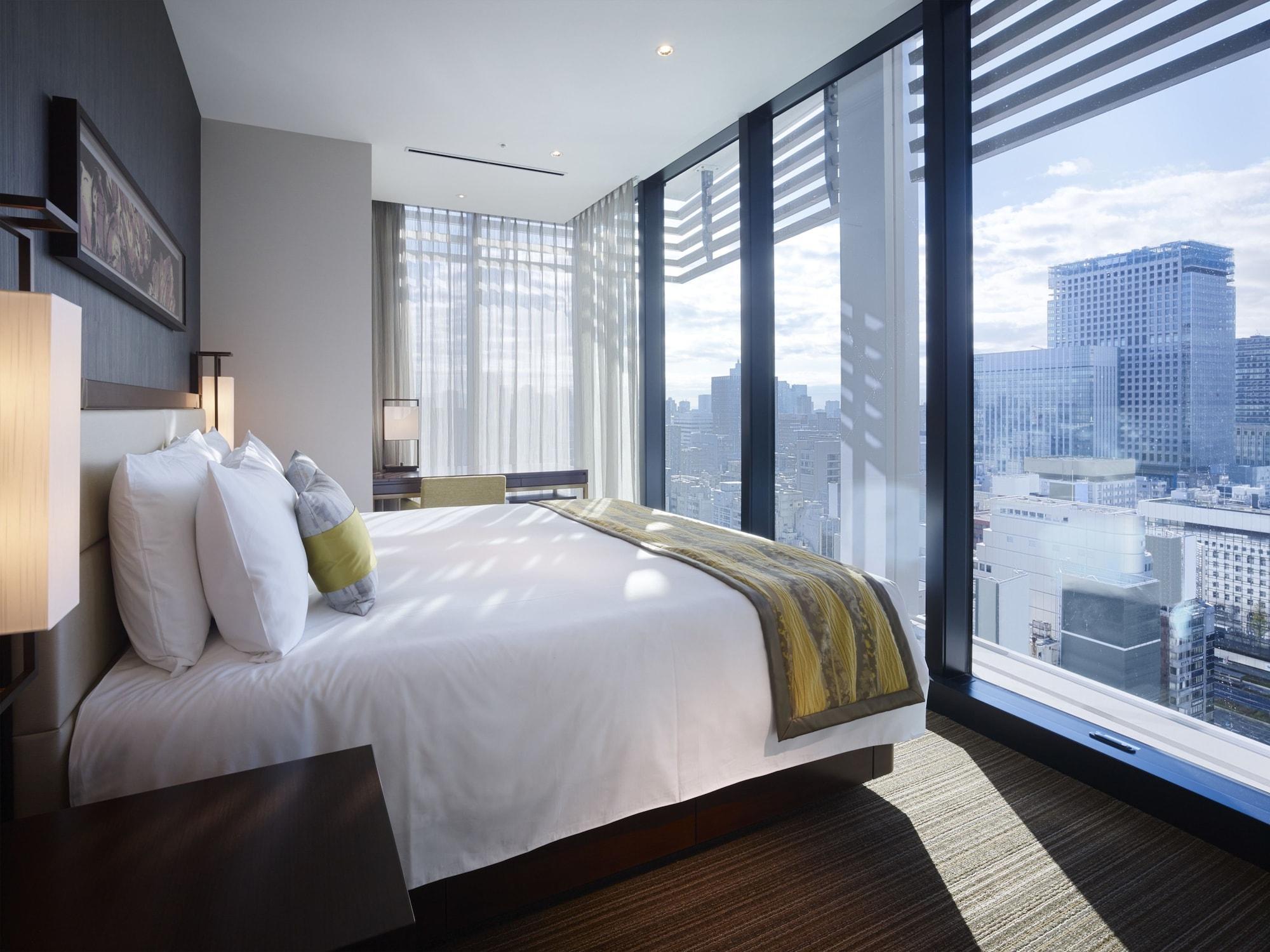 Oakwood Premier Tokyo Hotel Buitenkant foto A bedroom at the hotel