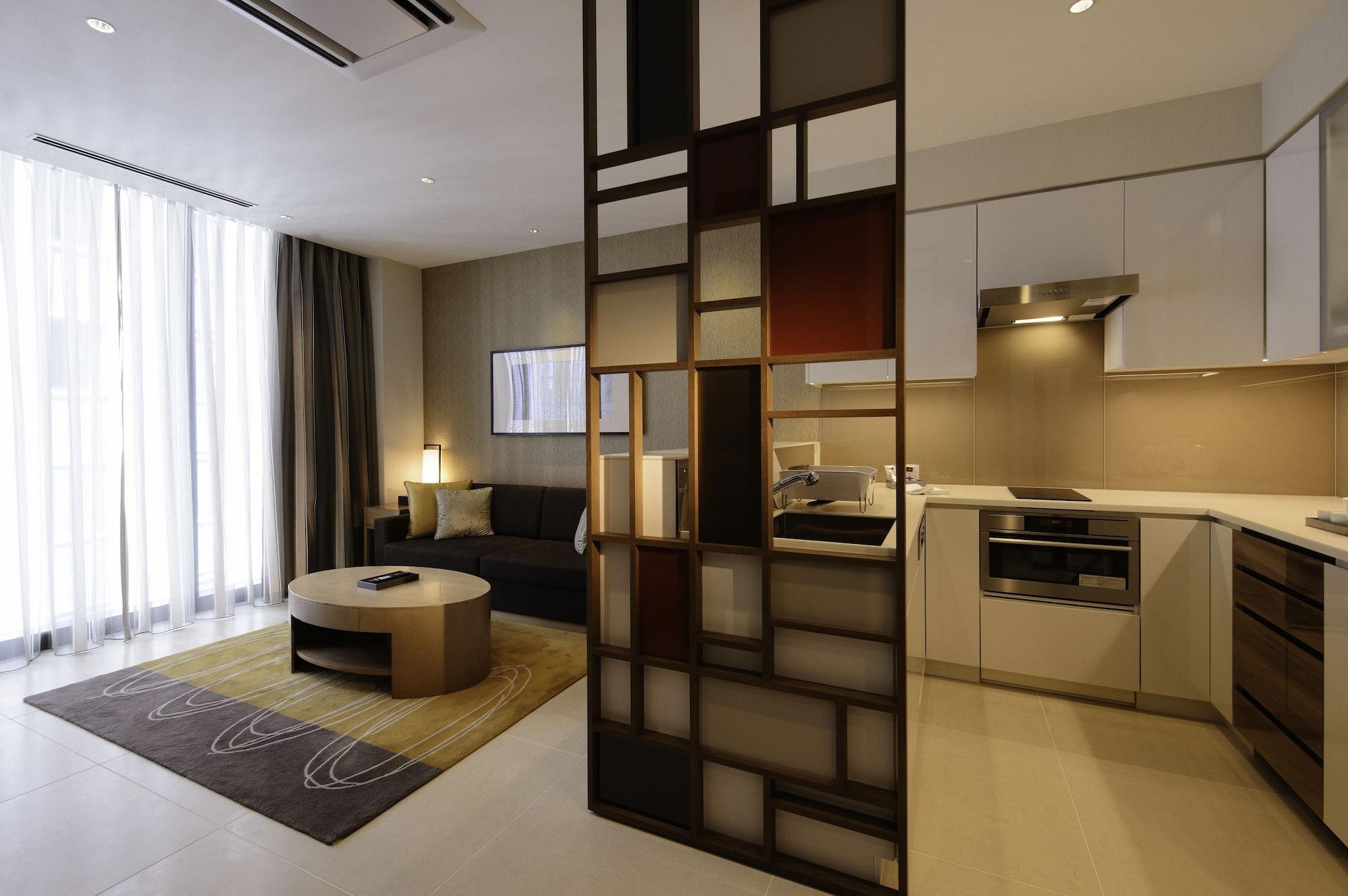 Oakwood Premier Tokyo Hotel Buitenkant foto A modern Japanese apartment